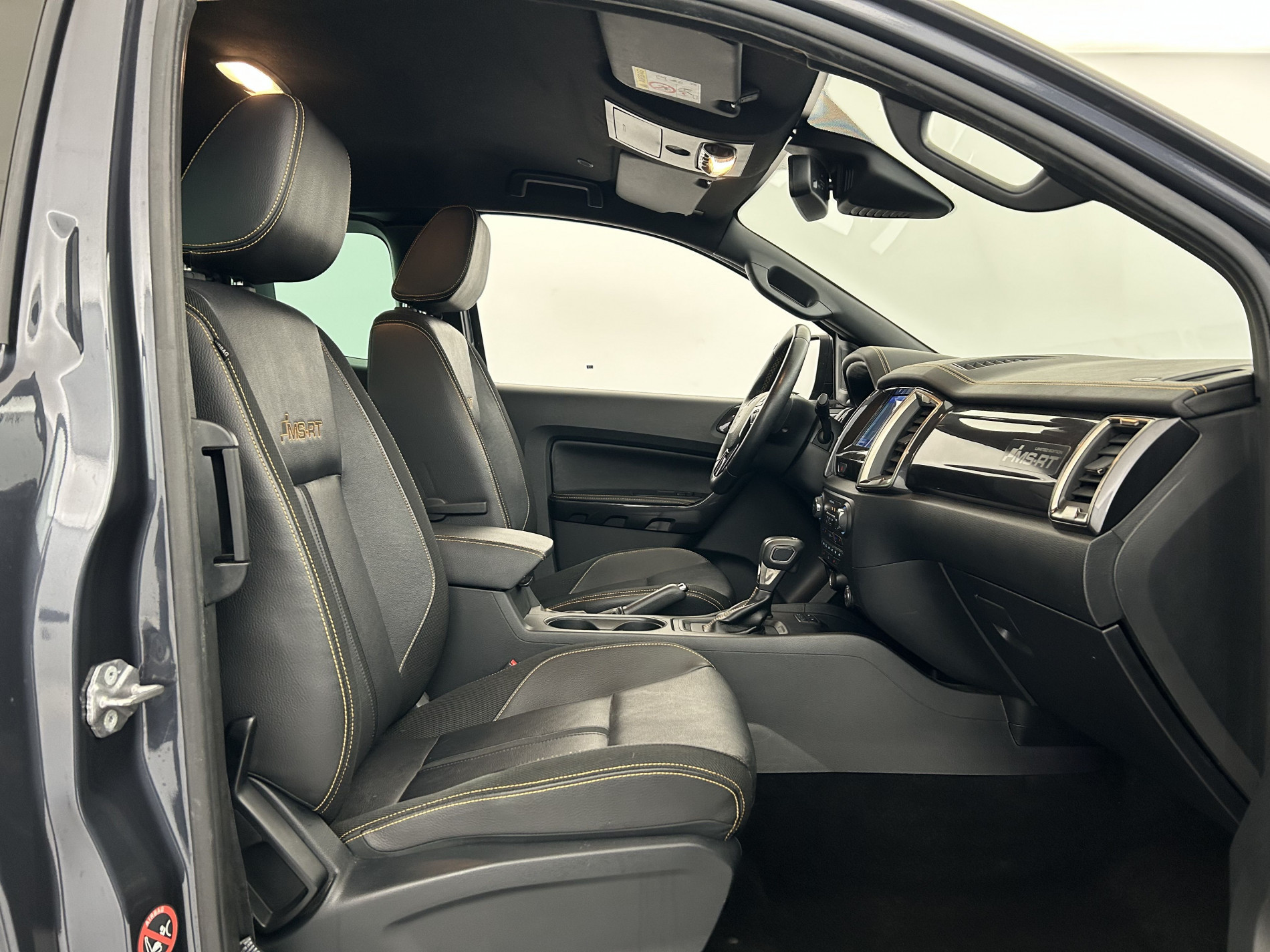 Vente en ligne Ford Ranger 2.0 TDCi 213ch Super Cab MS-RT BVA10 au prix de 43 990 €