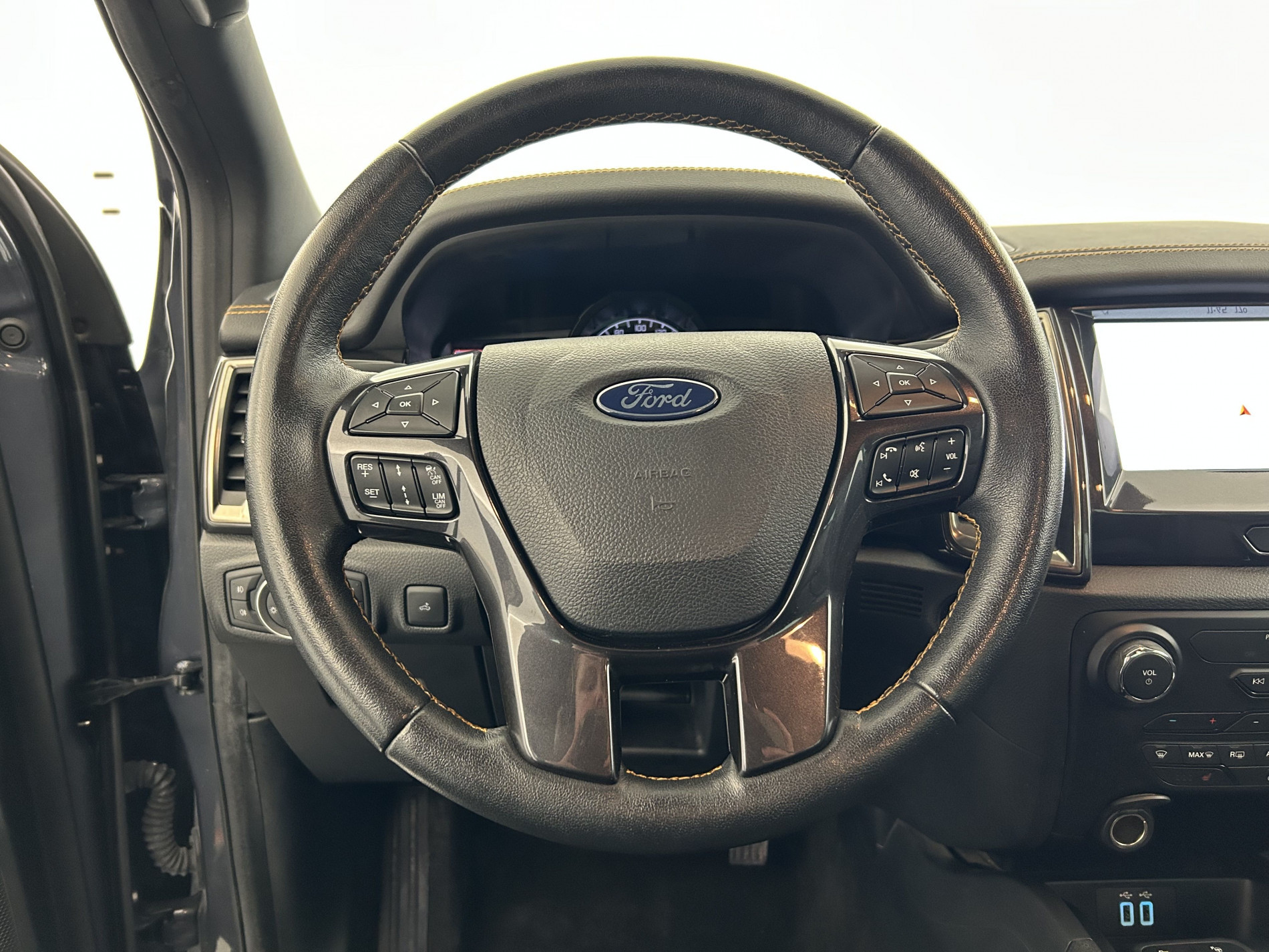 Vente en ligne Ford Ranger 2.0 TDCi 213ch Super Cab MS-RT BVA10 au prix de 43 990 €