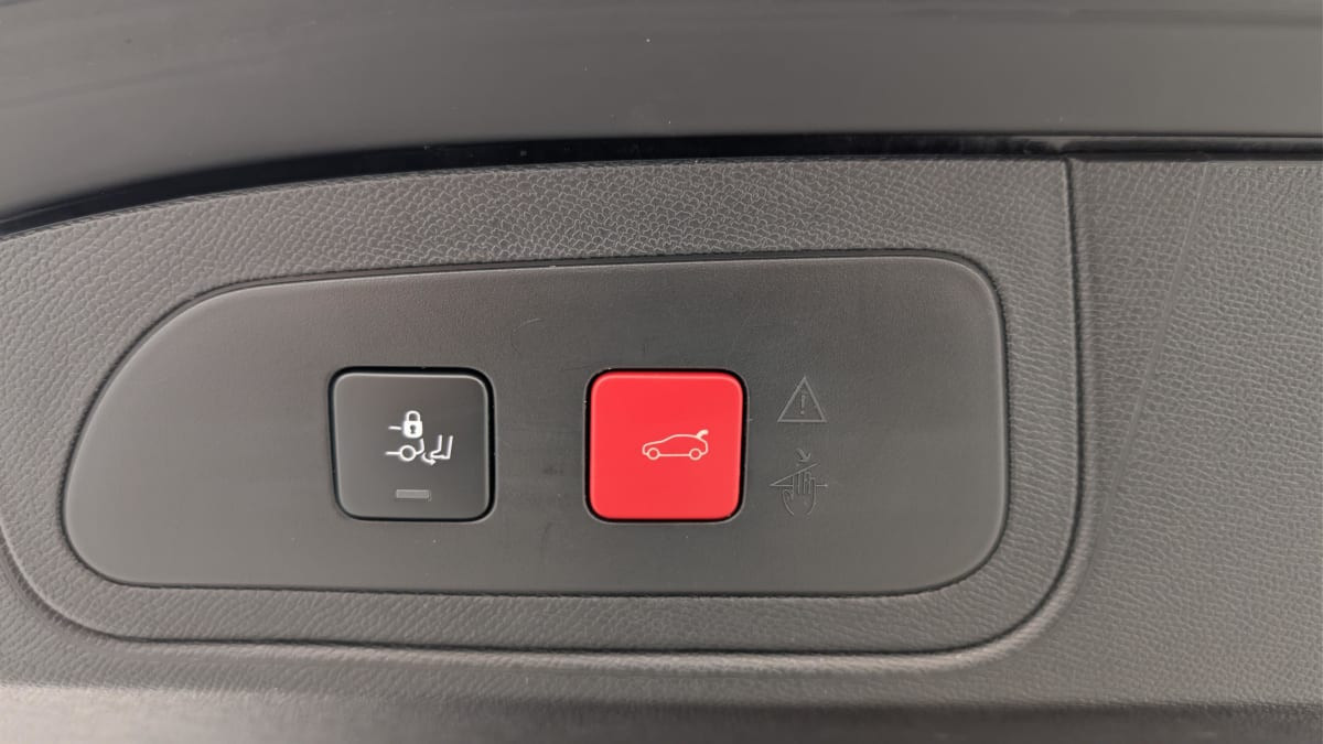 Vente en ligne Ds DS7 Crossback Hybride E-Tense 300 EAT8 4x4 Rivoli au prix de 31 190 €