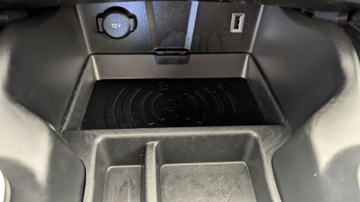 Vente en ligne Ds DS7 Crossback Hybride E-Tense 300 EAT8 4x4 Rivoli au prix de 31 190 €