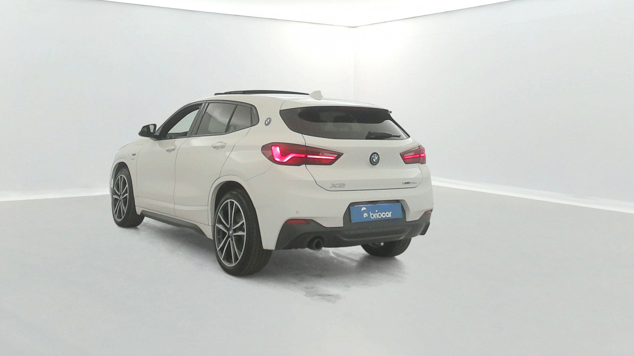 Vente en ligne Bmw X2 xDrive25eA 220ch M Sport + Toit Ouvrant au prix de 26 790 €
