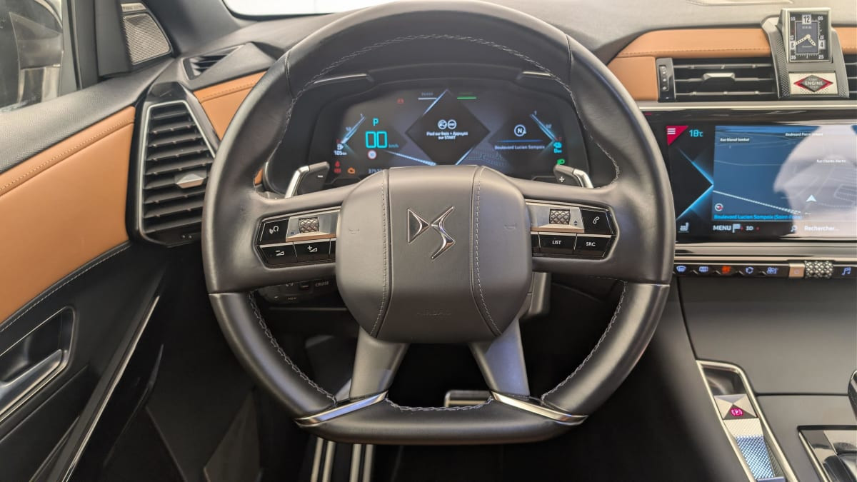 Vente en ligne Ds DS7 Crossback Hybride E-Tense 300 EAT8 4x4 Rivoli au prix de 29 130 €