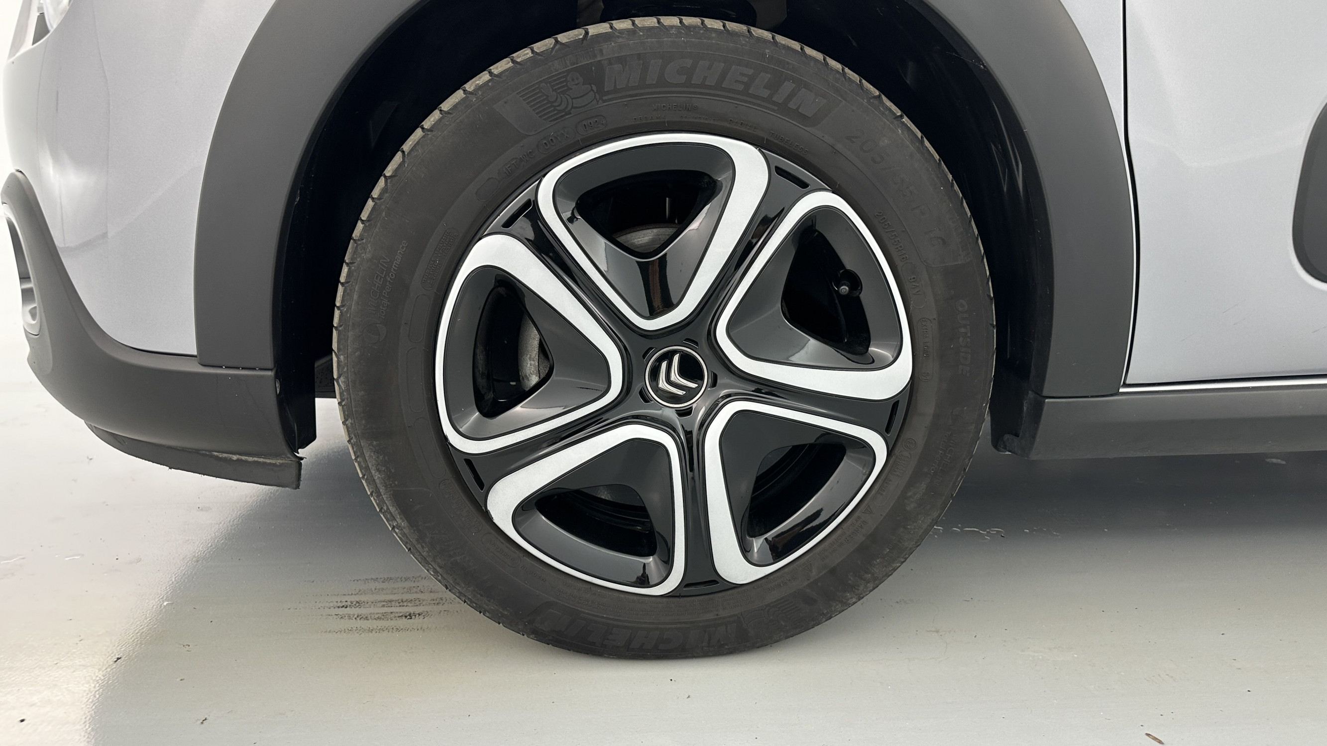 Vente en ligne Citroën C3 C3 1.2 PureTech 83ch Plus au prix de 13 010 €