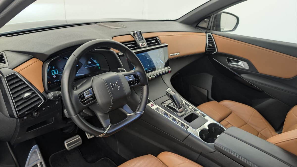 Vente en ligne Ds DS7 Crossback Hybride E-Tense 300 EAT8 4x4 Rivoli au prix de 29 130 €