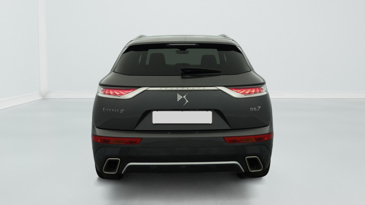 Vente en ligne Ds DS7 Crossback Hybride E-Tense 300 EAT8 4x4 Rivoli au prix de 29 130 €