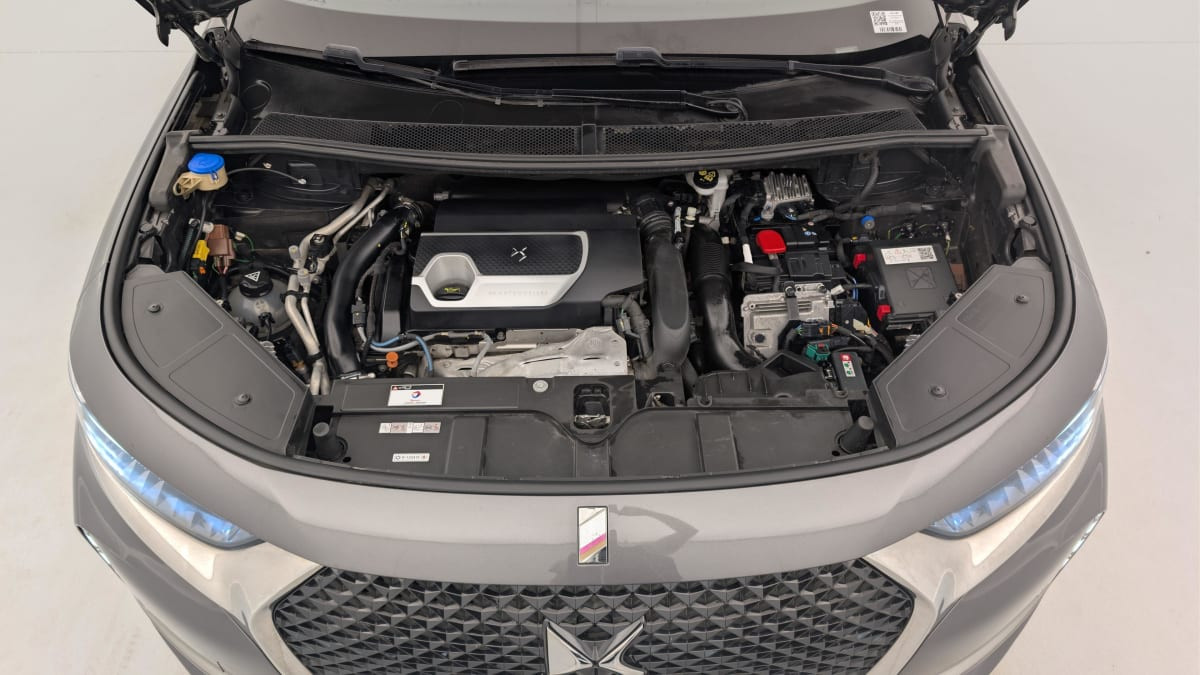 Vente en ligne Ds DS7 Crossback Hybride E-Tense 300 EAT8 4x4 Rivoli au prix de 29 130 €