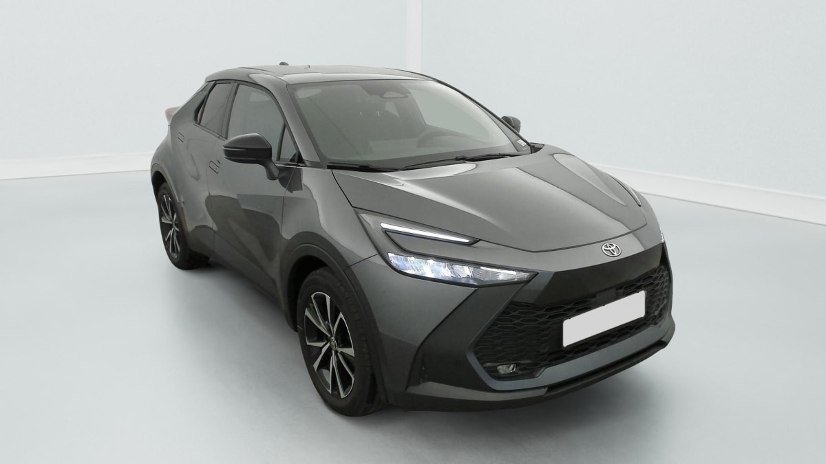 Toyota C-HR Hybride Rechargeable 225 Design occasion de 2025 en vente à Rennes