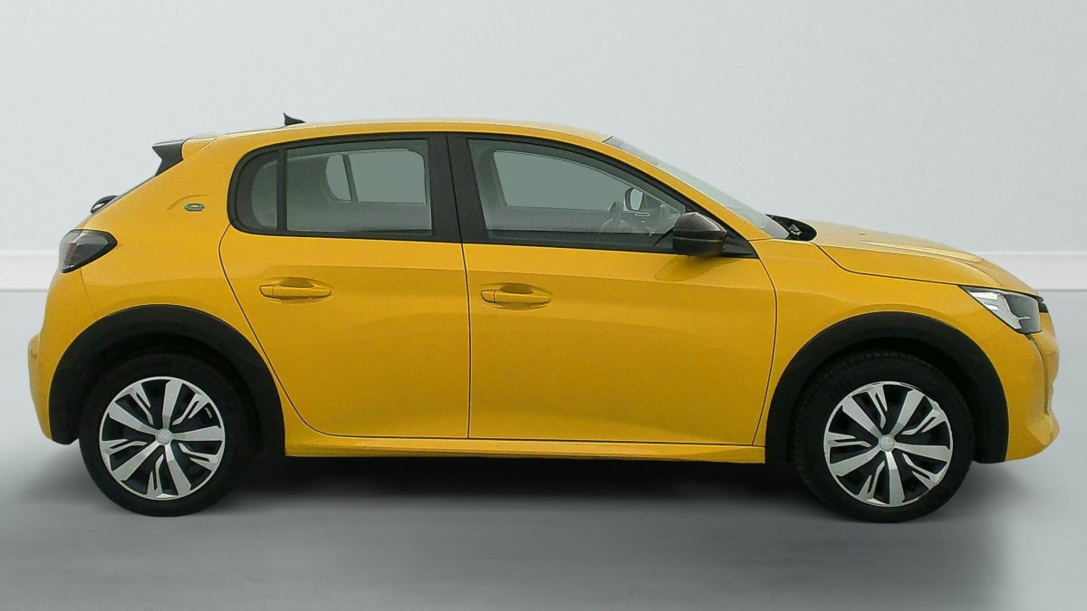 Vente en ligne Peugeot 208 50 KWH 136CH ACTIVE au prix de 16 150 €