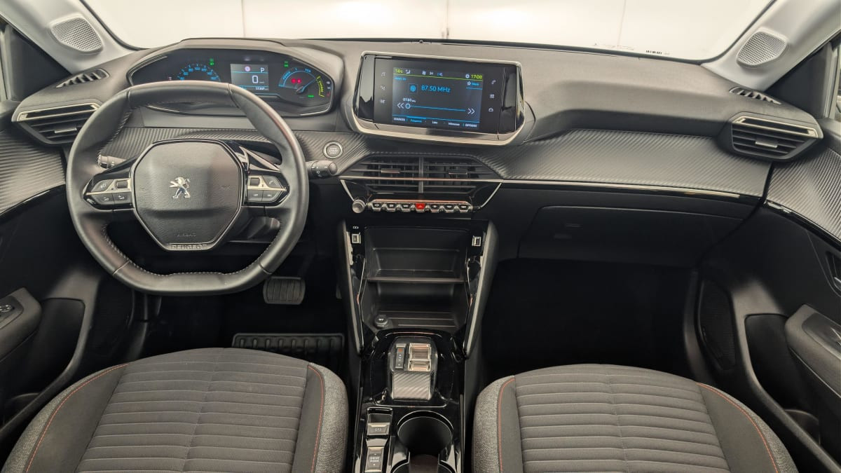 Vente en ligne Peugeot 208 50 KWH 136CH ACTIVE au prix de 16 150 €