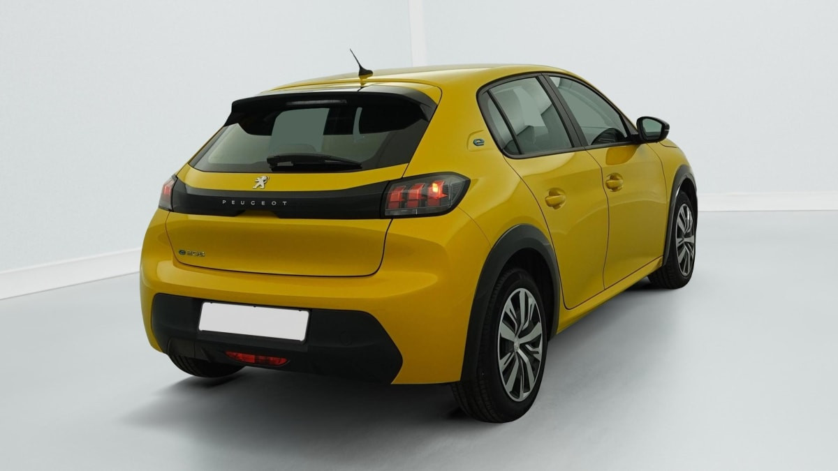 Vente en ligne Peugeot 208 50 KWH 136CH ACTIVE au prix de 16 150 €