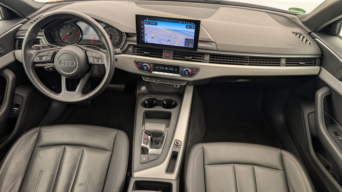 Vente en ligne Audi A4 Avant 40 TFSI 190 S tronic 7 Design au prix de 28 510 €