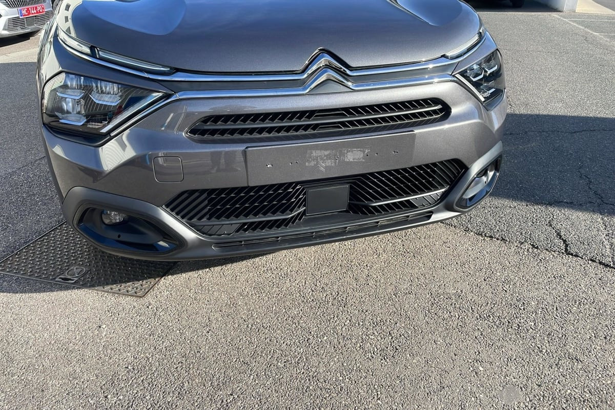 Vente en ligne Citroën Ë-C4 136 ch Automatique Feel au prix de 19 240 €