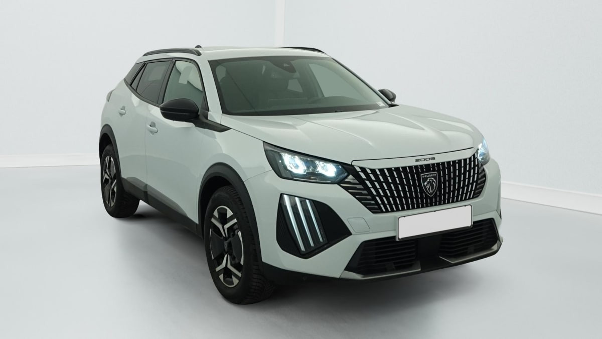 Peugeot 2008 PureTech 100 S S BVM6 Allure occasion de 2024 en vente à Rennes
