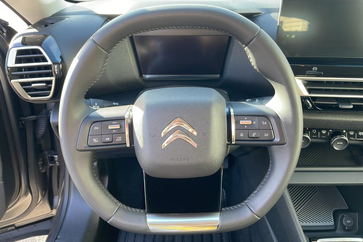 Vente en ligne Citroën Ë-C4 136 ch Automatique Feel au prix de 19 240 €