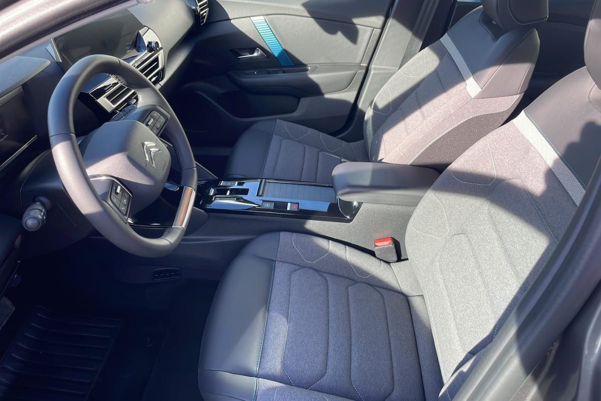 Vente en ligne Citroën Ë-C4 136 ch Automatique Feel au prix de 19 240 €