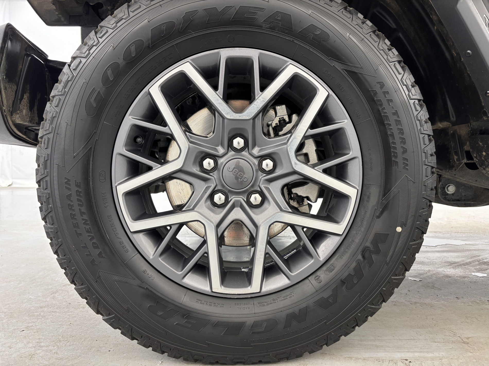 Vente en ligne Jeep Wrangler 2.0 T 380ch 4xe Overland au prix de 56 990 €