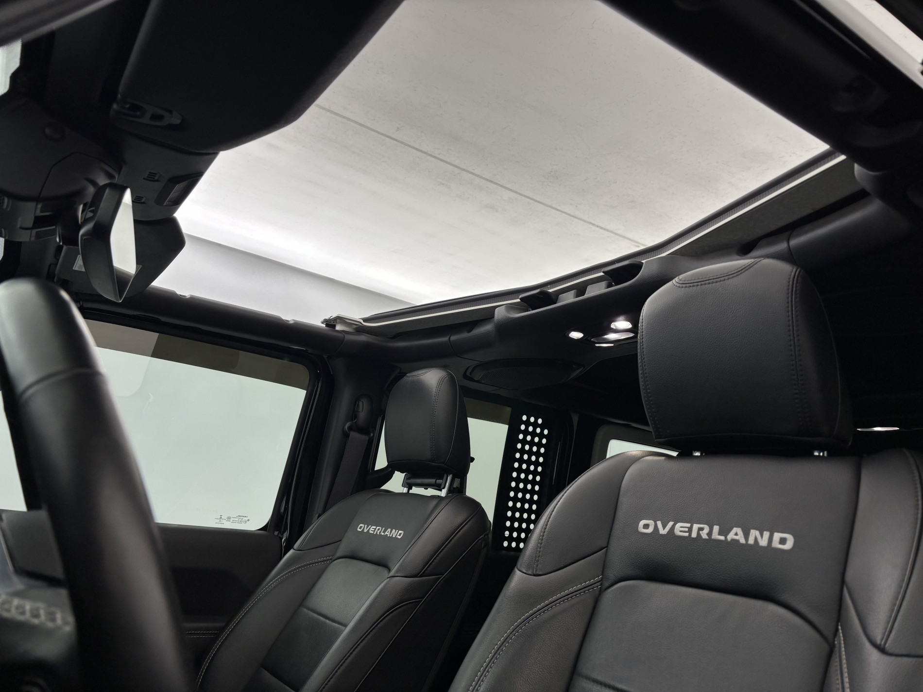 Vente en ligne Jeep Wrangler 2.0 T 380ch 4xe Overland au prix de 56 990 €