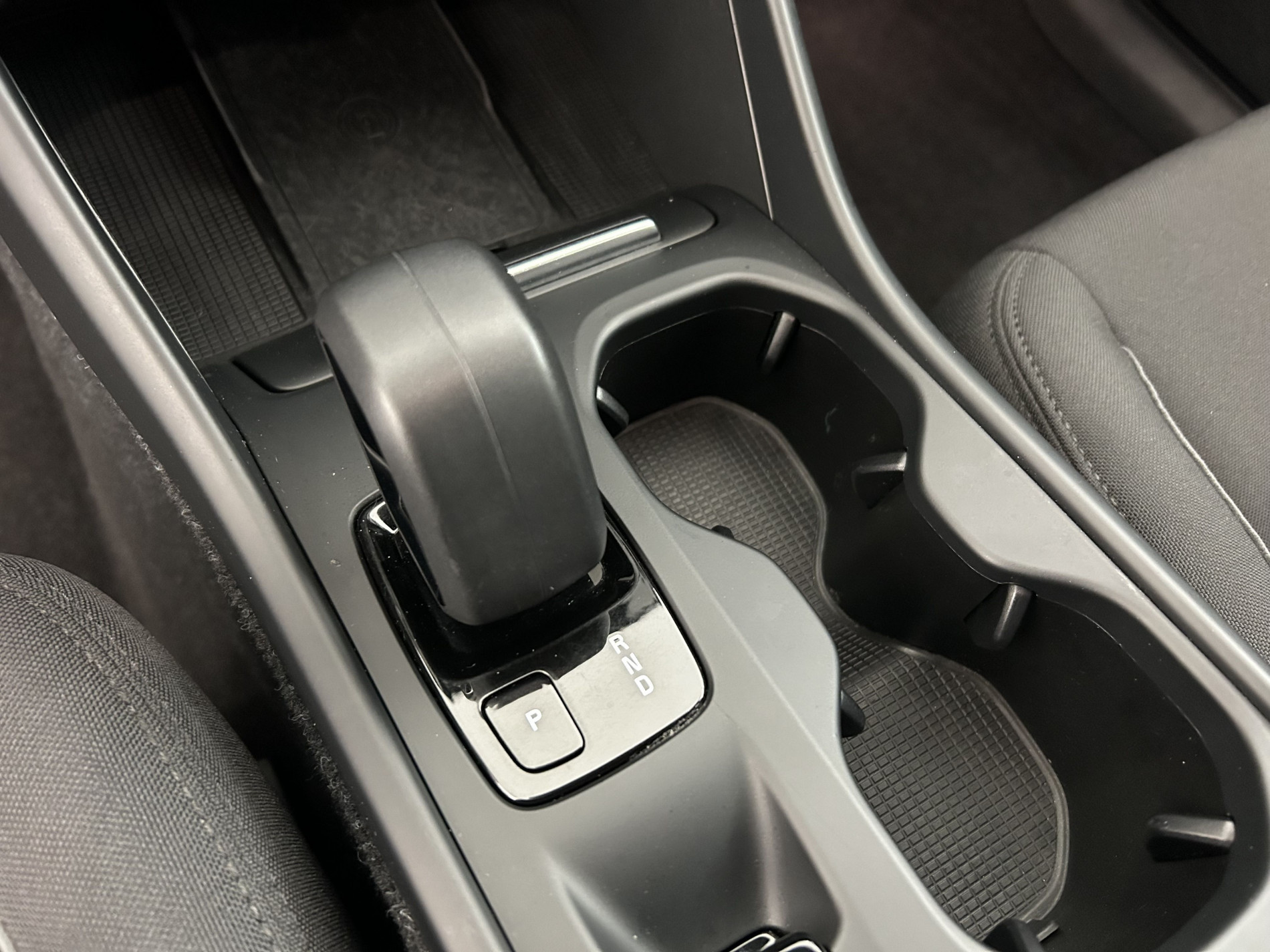 Vente en ligne Volvo XC40 T4 Recharge 129 + 82ch Start DCT 7 au prix de 24 790 €