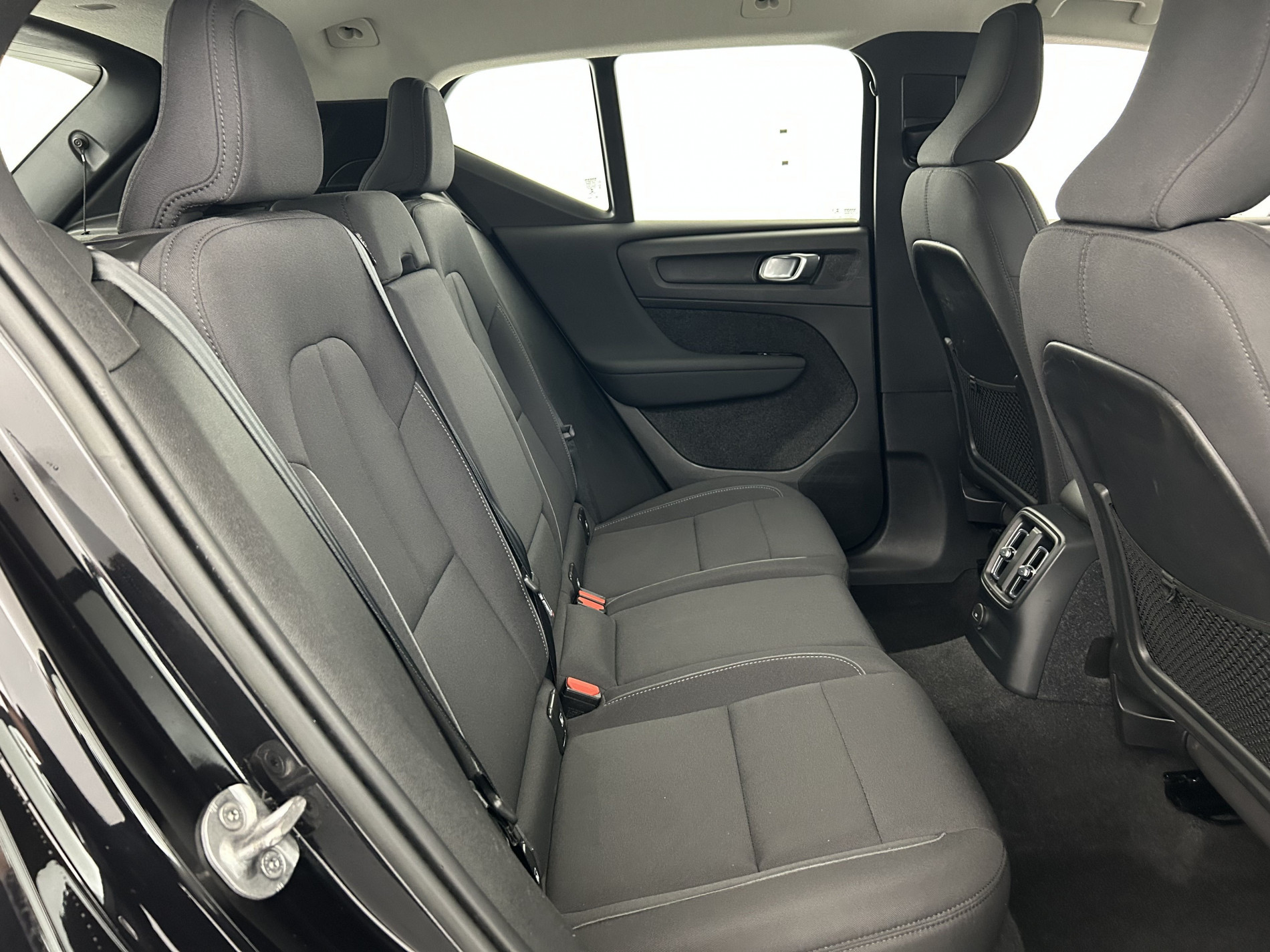 Vente en ligne Volvo XC40 T4 Recharge 129 + 82ch Start DCT 7 au prix de 24 790 €