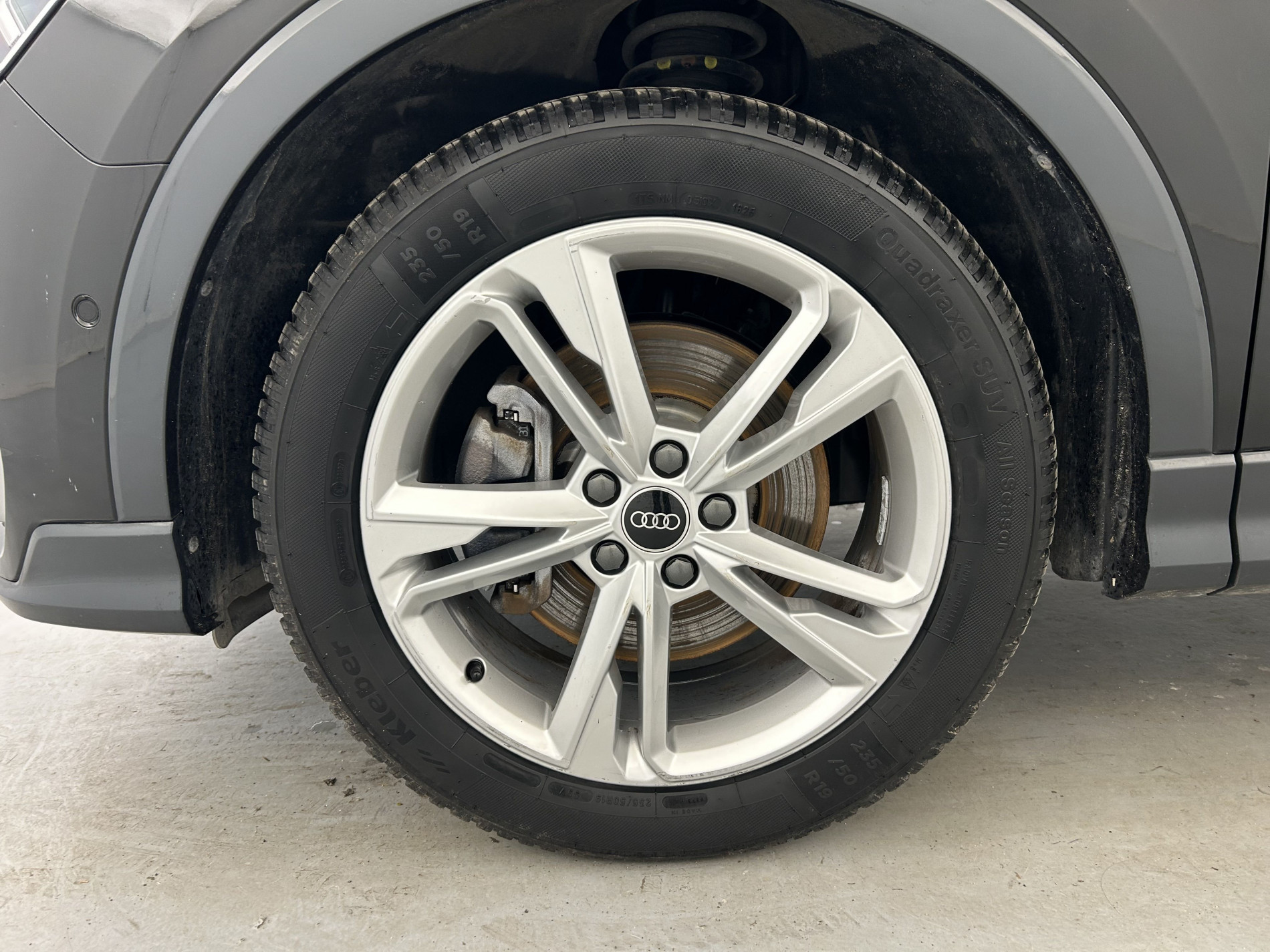 Vente en ligne Audi Q3 Sportback 45 TFSI e 245ch S line S tronic 6 Suréquipé au prix de 30 890 €