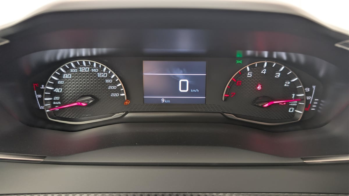 Vente en ligne Peugeot 2008 PureTech 100 S S BVM6 Active au prix de 19 560 €