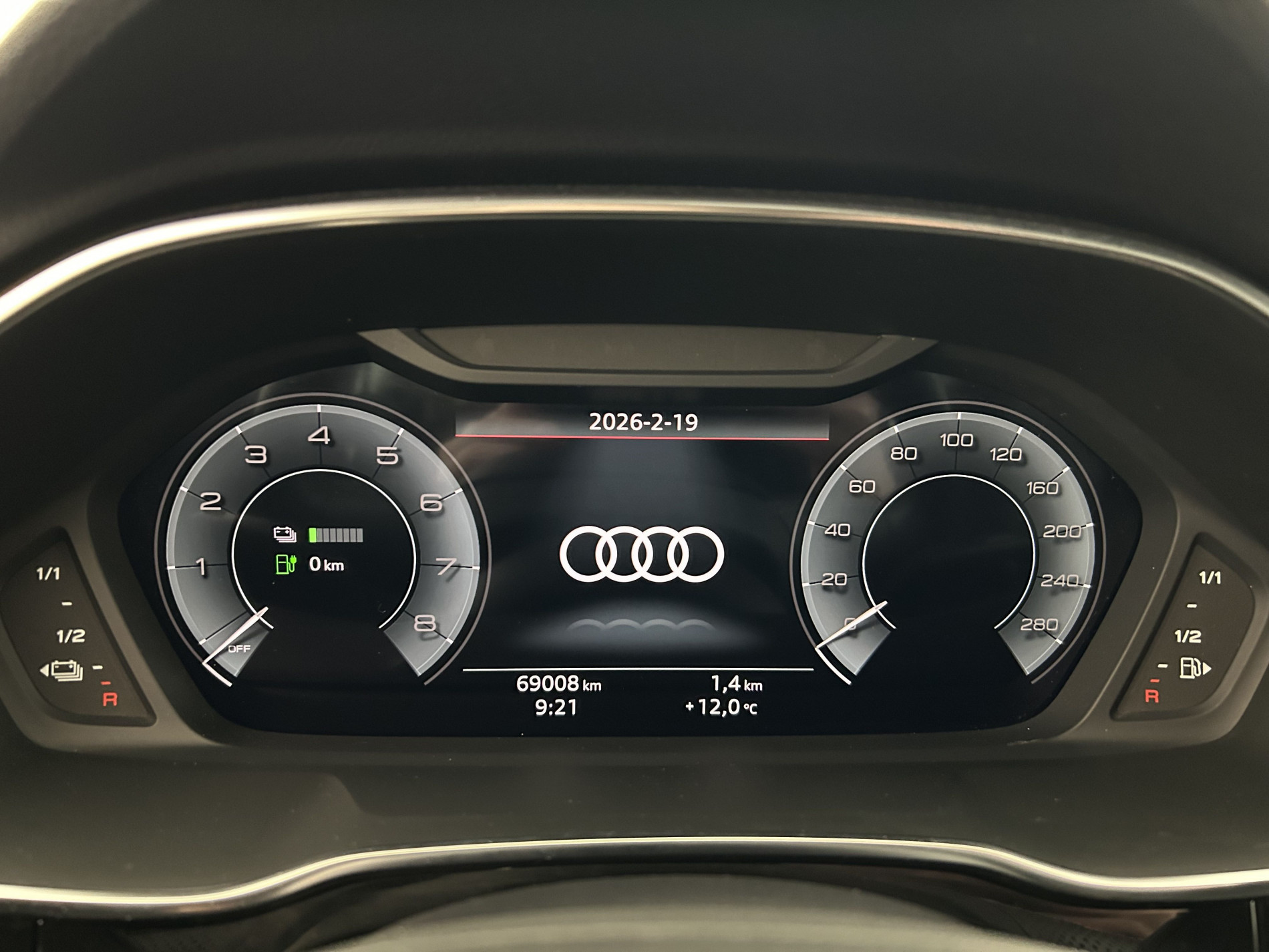 Vente en ligne Audi Q3 Sportback 45 TFSI e 245ch S line S tronic 6 Suréquipé au prix de 30 890 €