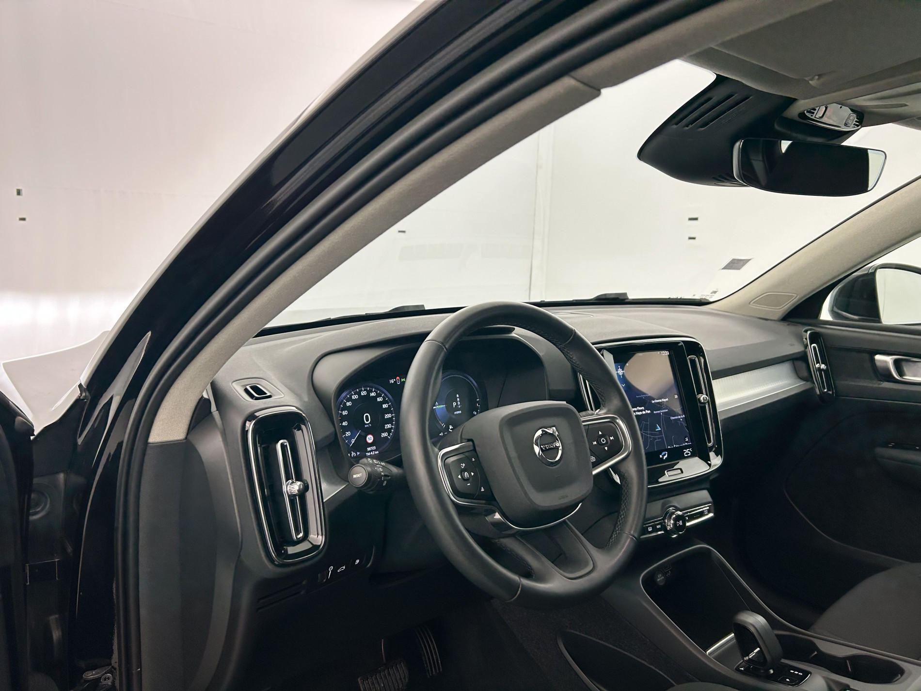 Vente en ligne Volvo XC40 T4 Recharge 129 + 82ch Start DCT 7 au prix de 24 790 €