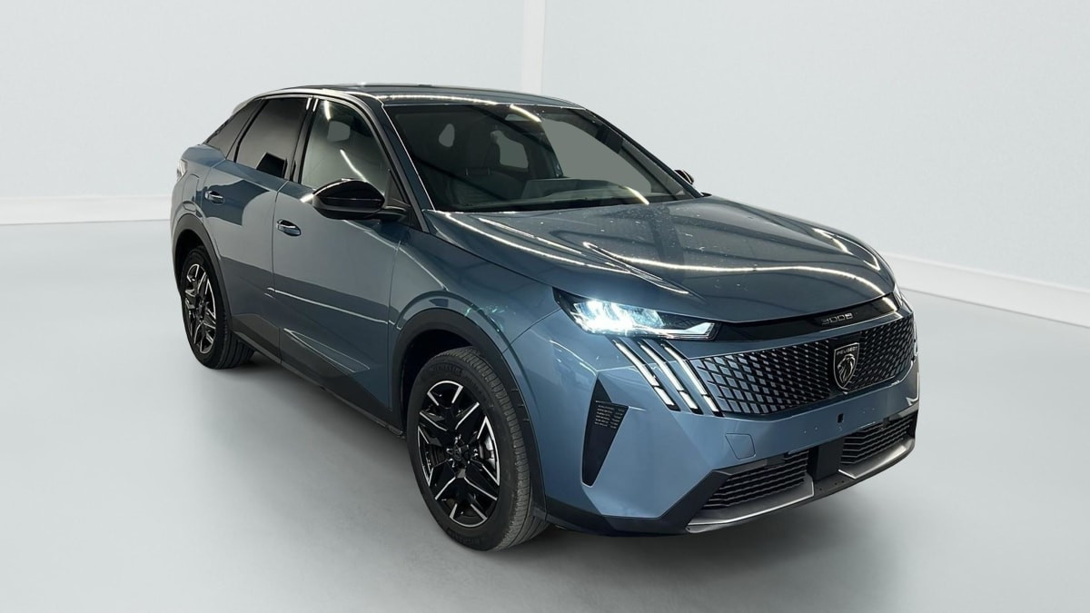 Peugeot 3008 Hybrid 136 e-DCS6 Allure occasion de 2024 en vente à Rennes