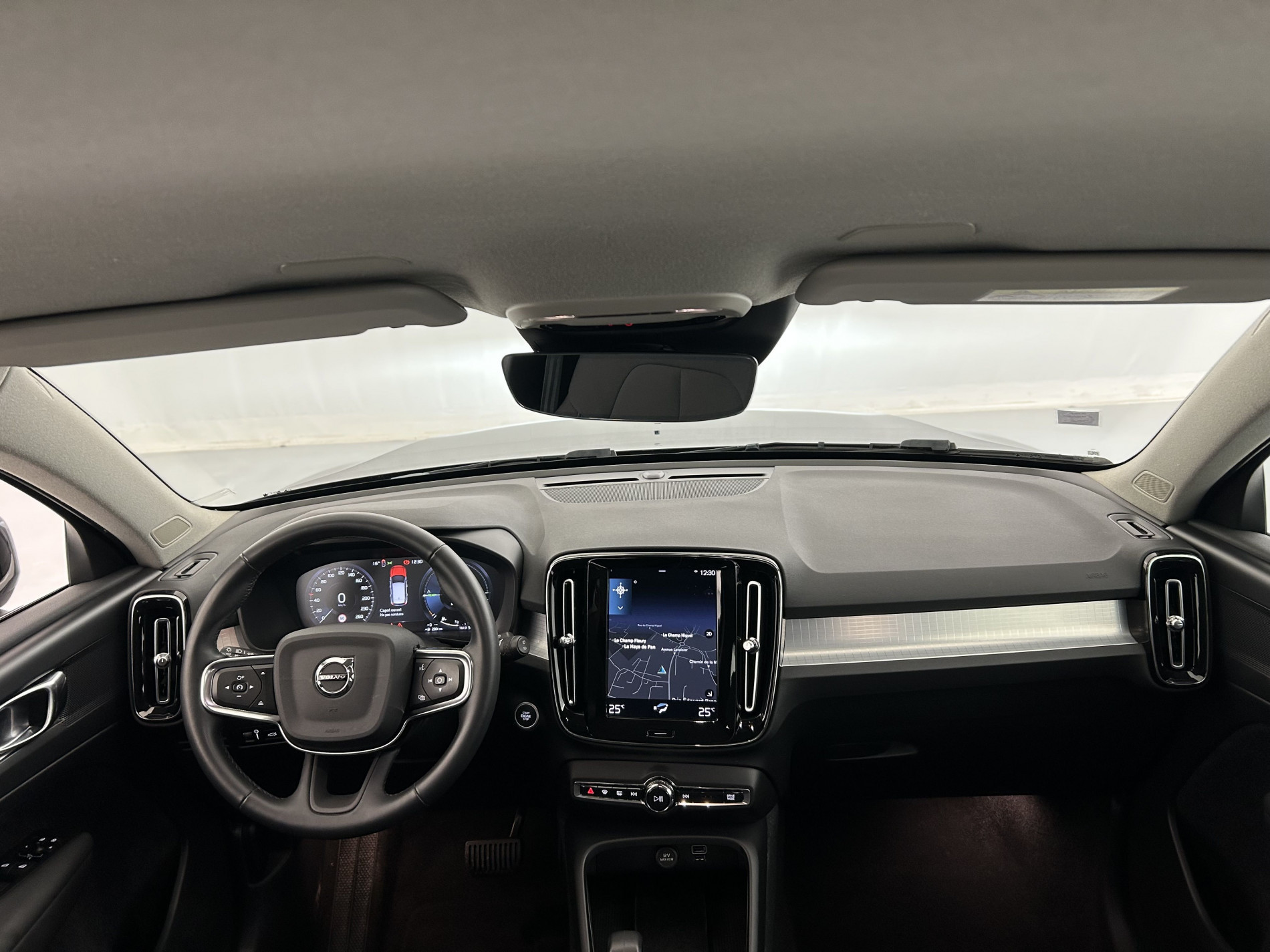 Vente en ligne Volvo XC40 T4 Recharge 129 + 82ch Start DCT 7 au prix de 24 790 €