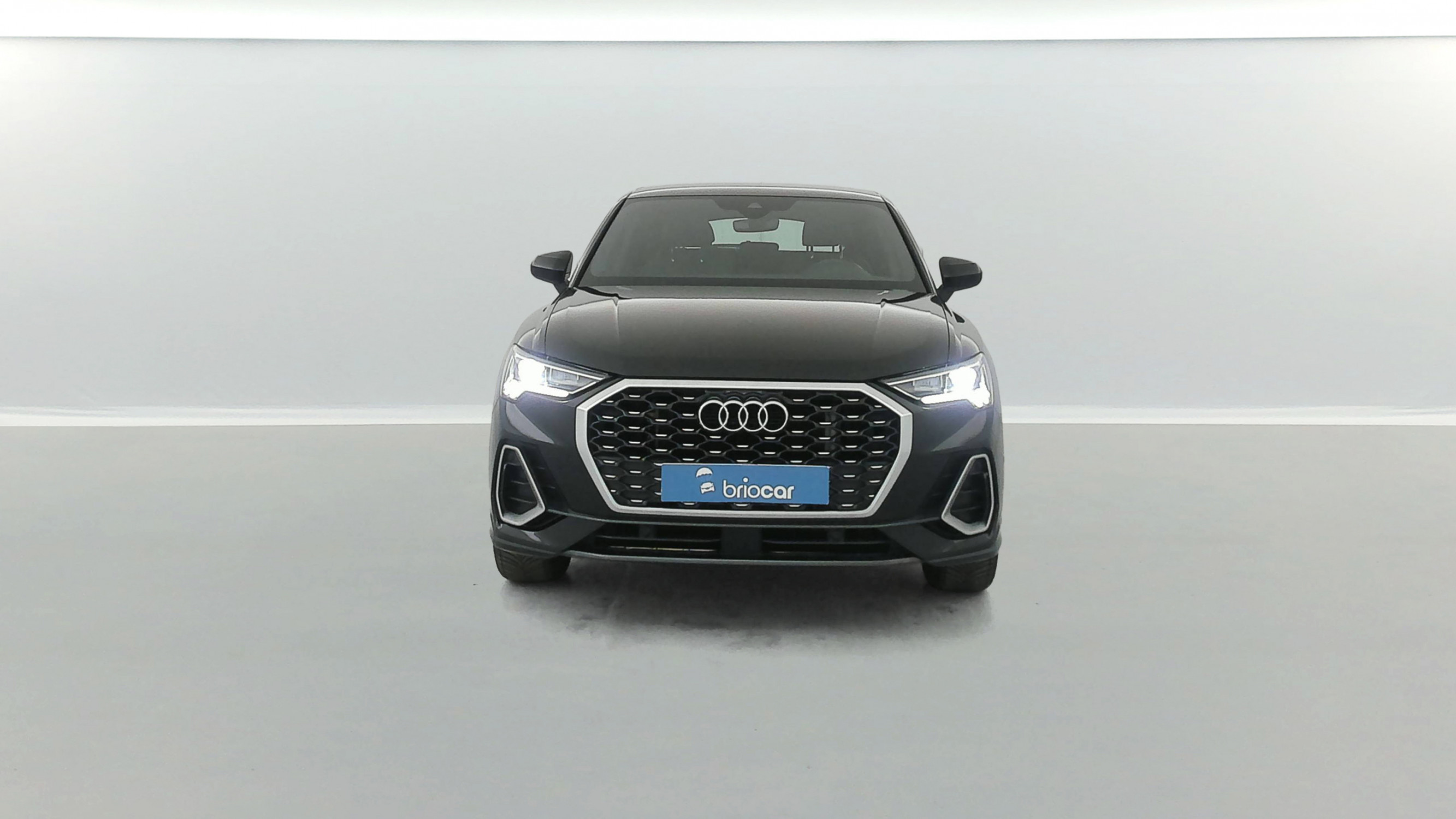 Vente en ligne Audi Q3 Sportback 45 TFSI e 245ch S line S tronic 6 Suréquipé au prix de 30 890 €