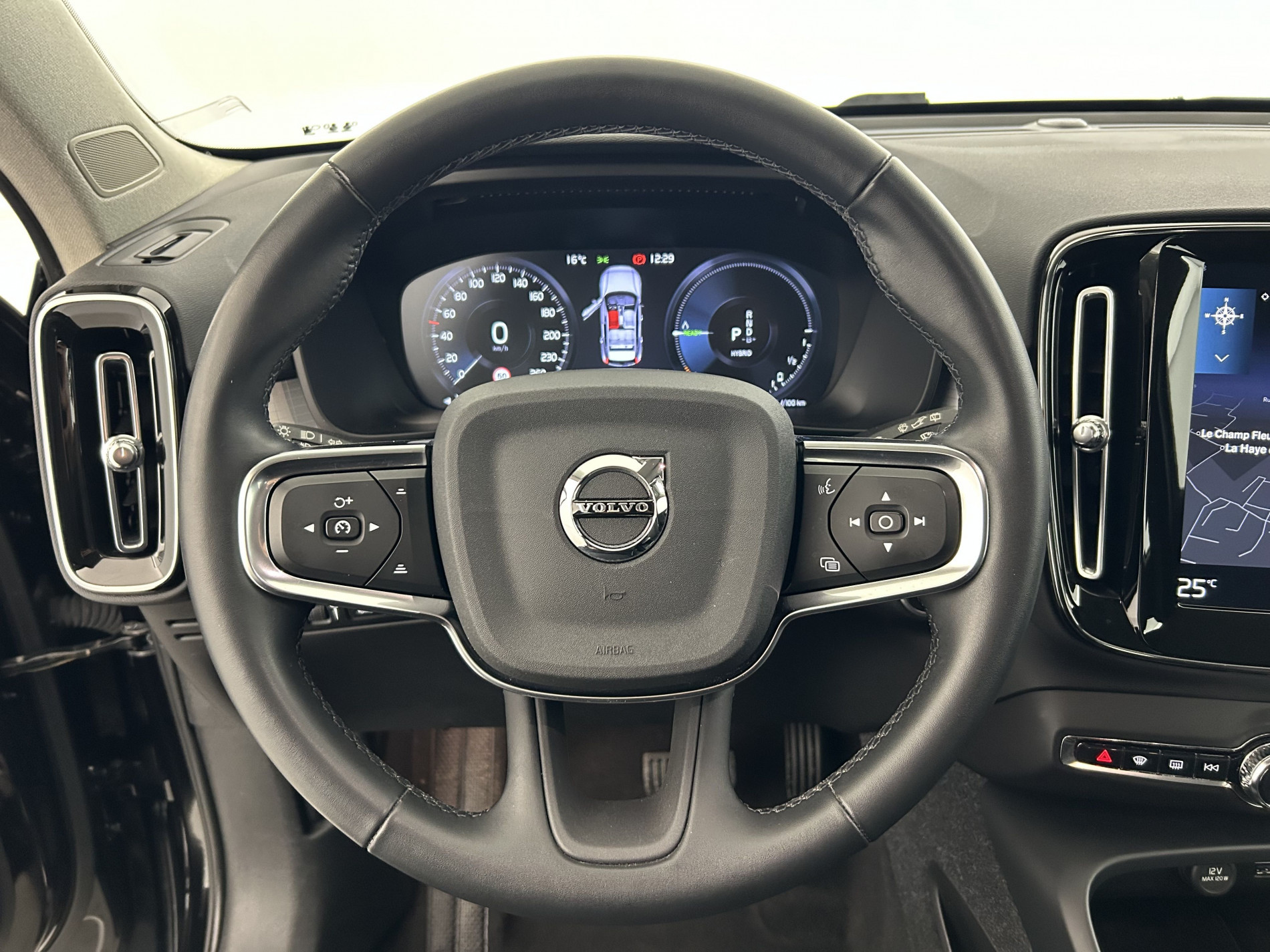 Vente en ligne Volvo XC40 T4 Recharge 129 + 82ch Start DCT 7 au prix de 24 790 €