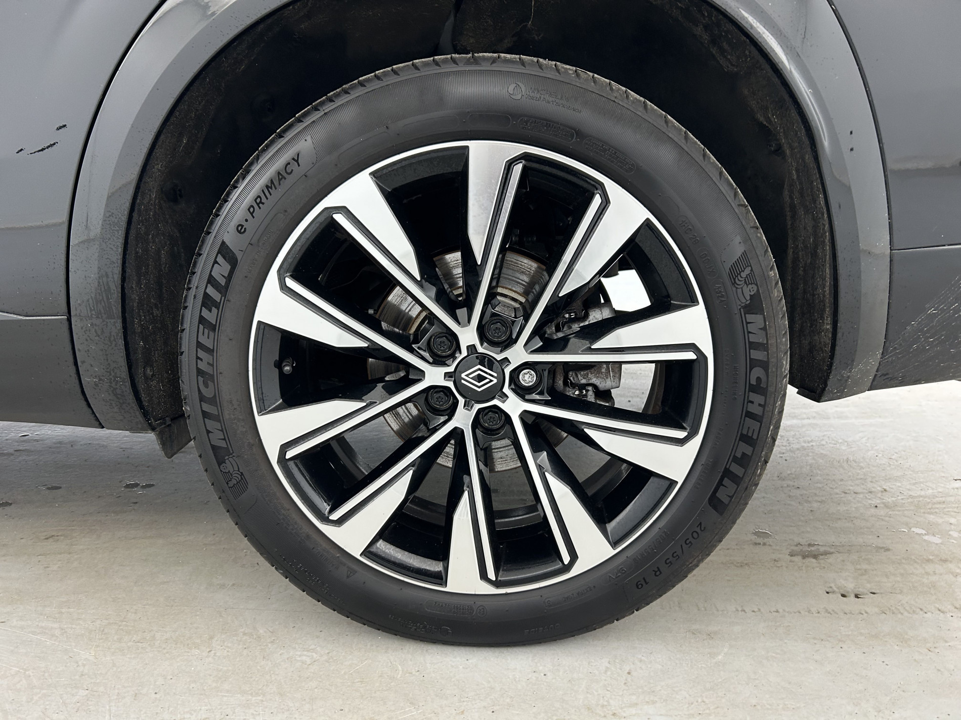 Vente en ligne Renault Espace 5 1.2 E-Tech full hybrid 200ch Techno 7 places au prix de 28 990 €