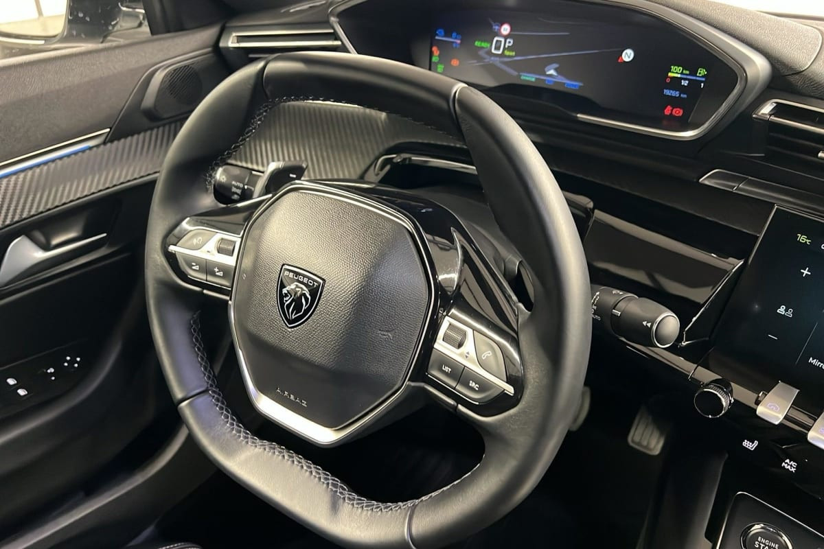 Vente en ligne Peugeot 508 Hybrid 225 e-EAT8 Allure au prix de 25 420 €