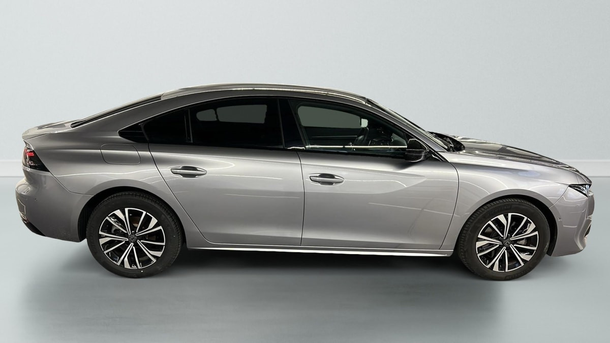 Vente en ligne Peugeot 508 Hybrid 225 e-EAT8 Allure au prix de 25 420 €