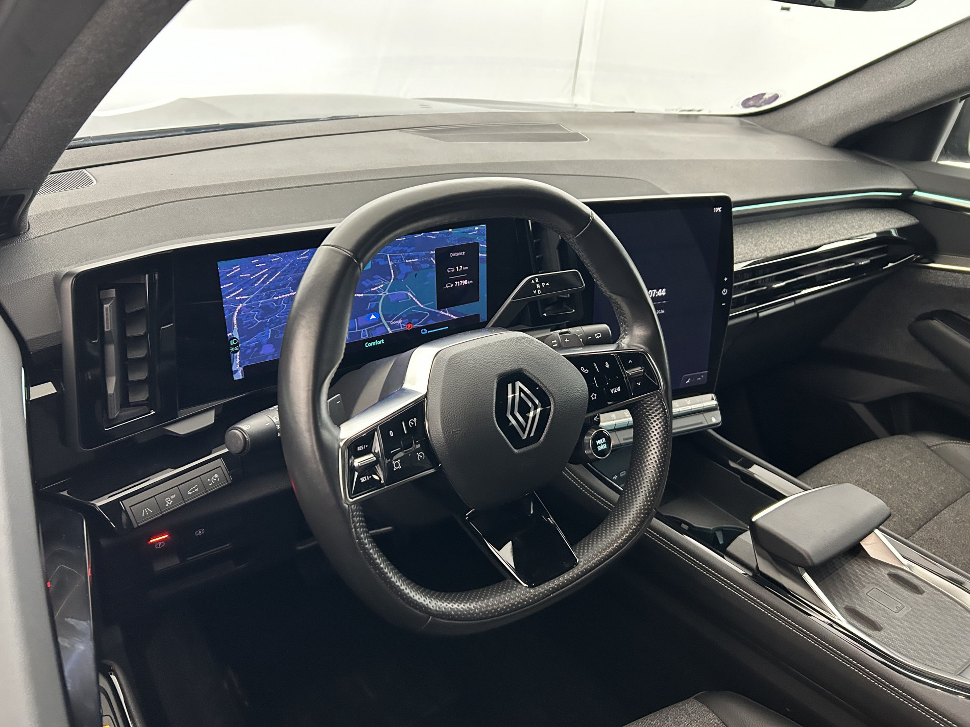 Vente en ligne Renault Espace 5 1.2 E-Tech full hybrid 200ch Techno 7 places au prix de 28 990 €