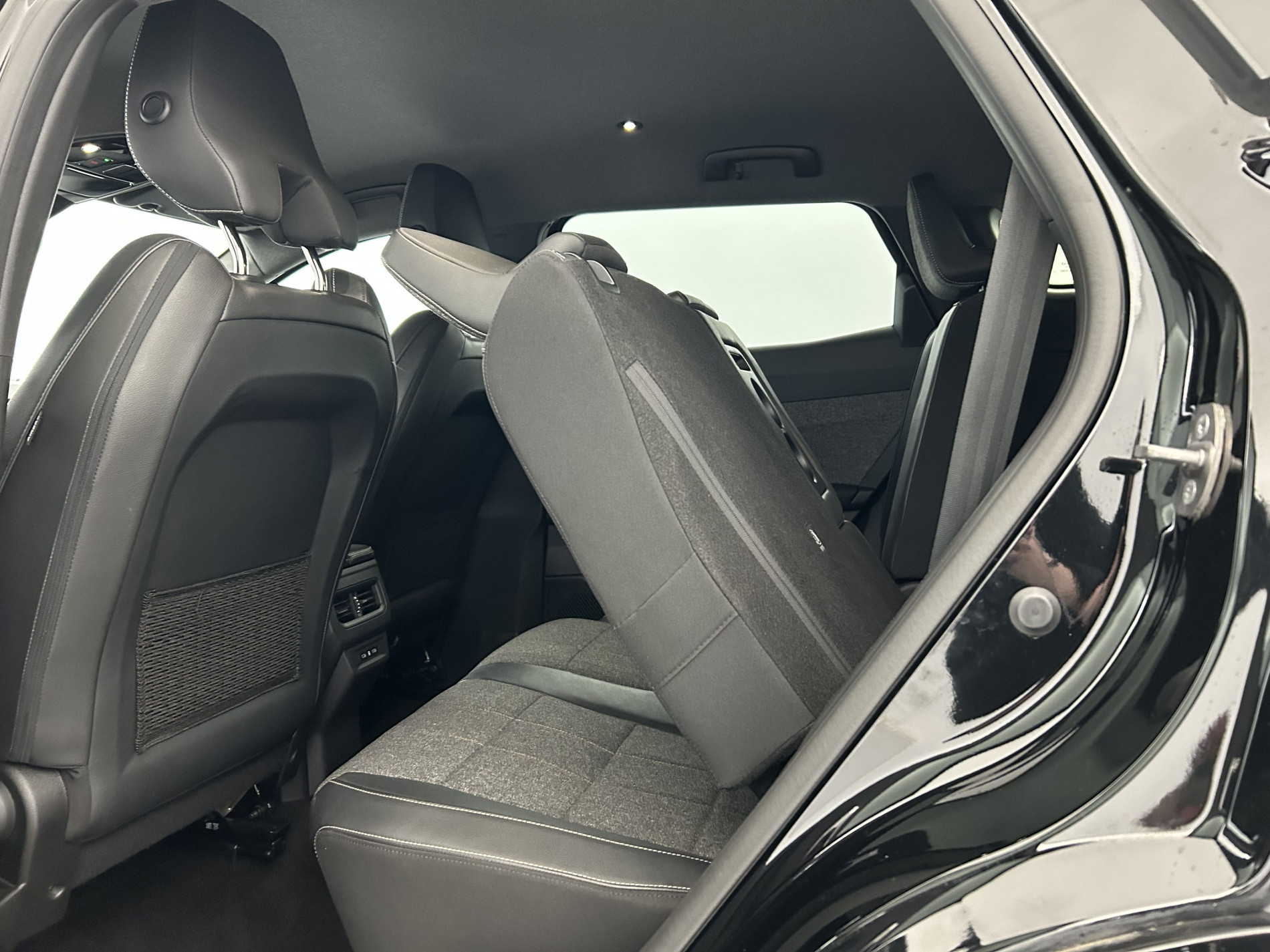 Vente en ligne Renault Espace 5 1.2 E-Tech full hybrid 200ch Techno 7 places au prix de 28 990 €