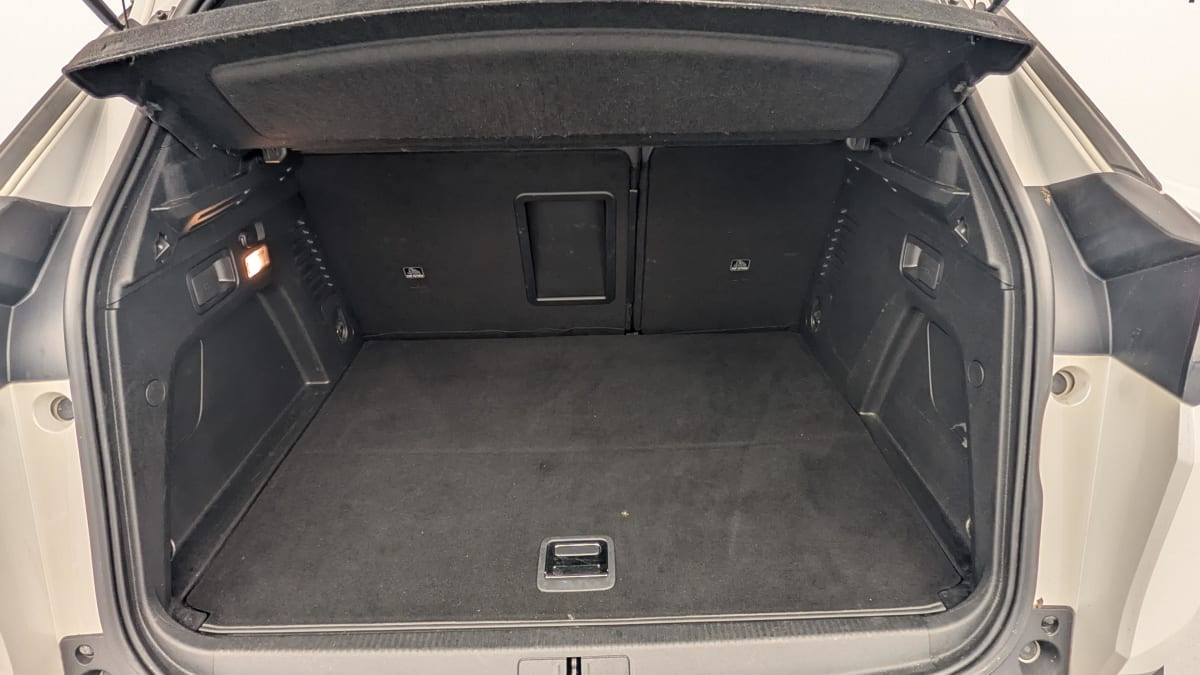 Vente en ligne Peugeot 3008 Hybrid 225 e-EAT8 Allure Pack au prix de 23 360 €