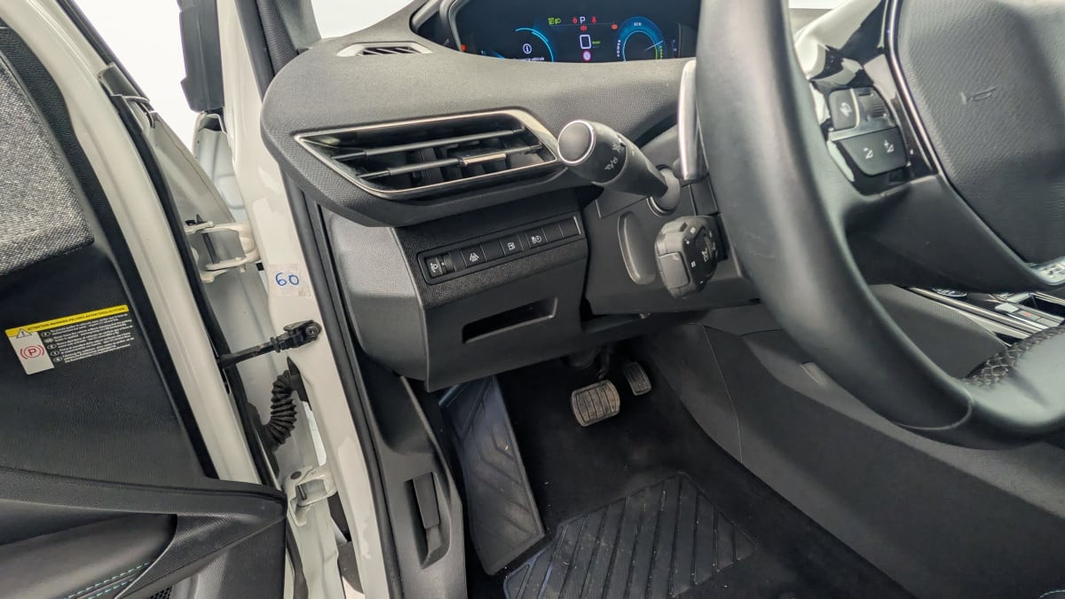 Vente en ligne Peugeot 3008 Hybrid 225 e-EAT8 Allure Pack au prix de 23 360 €