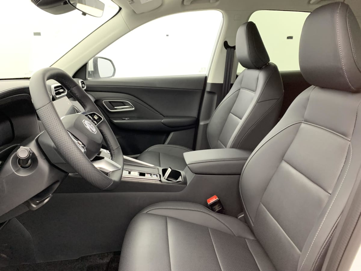 Vente en ligne Mg ZS 1.5 L Hybrid+ 197 ch Luxury au prix de 24 710 €