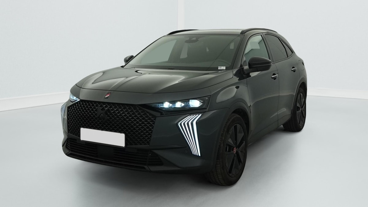Vente en ligne Ds DS7 Crossback Hybride Rechargeable E-Tense 300 EAT8 4x4 Performance Line + au prix de 36 750 €