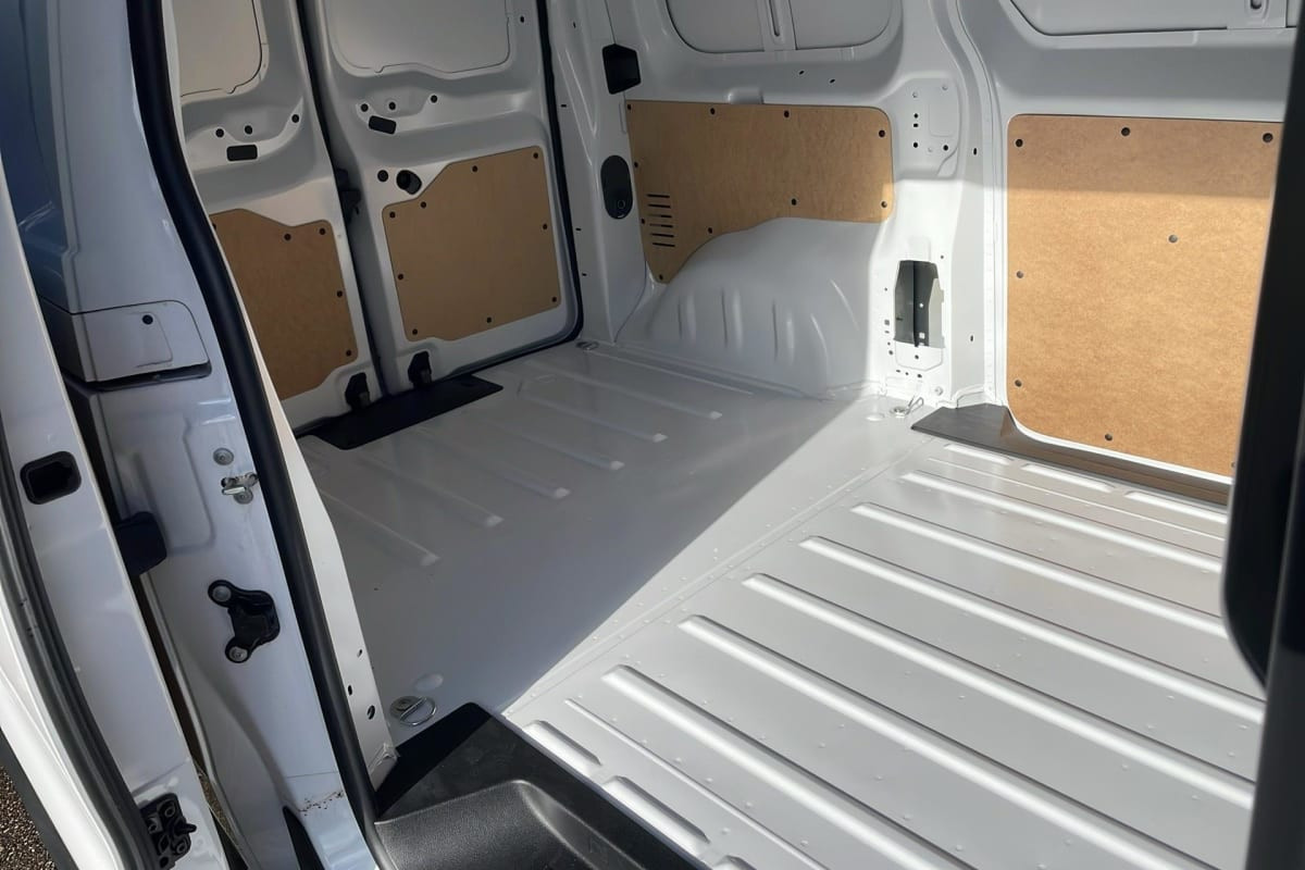 Vente en ligne Citroën Jumpy Fourgon JUMPY FGN M BLUEHDI 120 S S BVM6 au prix de 26 710 €