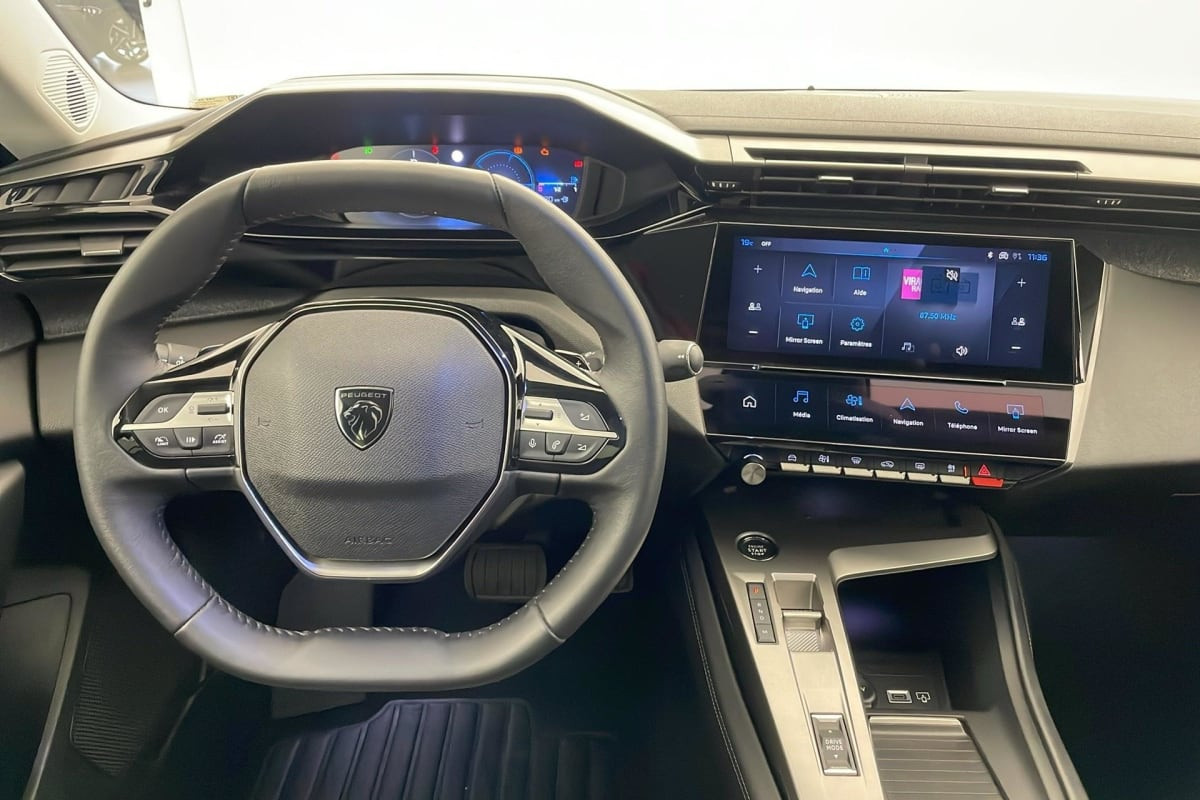 Vente en ligne Peugeot 408 Hybrid 136 e-DCS6 Allure au prix de 22 950 €