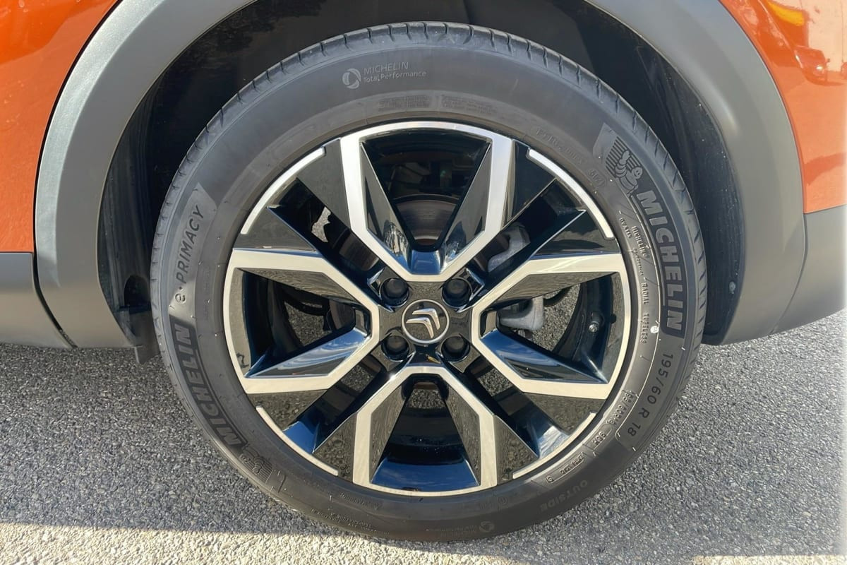 Vente en ligne Citroën Ë-C4 136 ch Automatique Feel au prix de 14 710 €