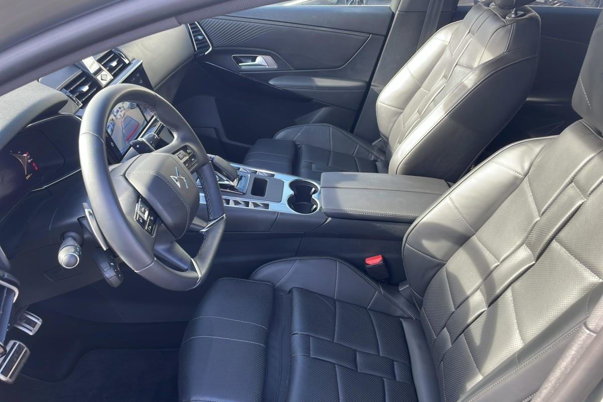 Vente en ligne Ds DS7 Crossback Hybride Rechargeable E-Tense 225 EAT8 Opera au prix de 37 780 €