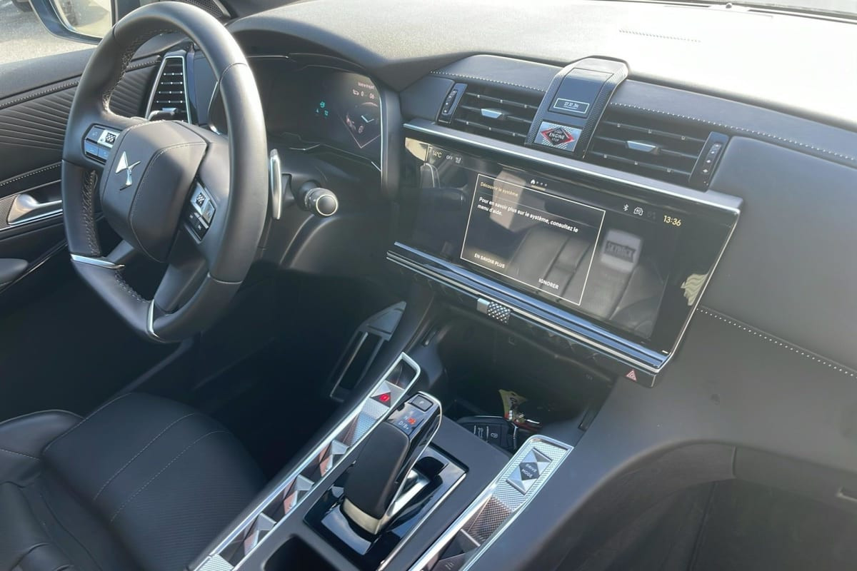 Vente en ligne Ds DS7 Crossback Hybride Rechargeable E-Tense 225 EAT8 Opera au prix de 37 780 €