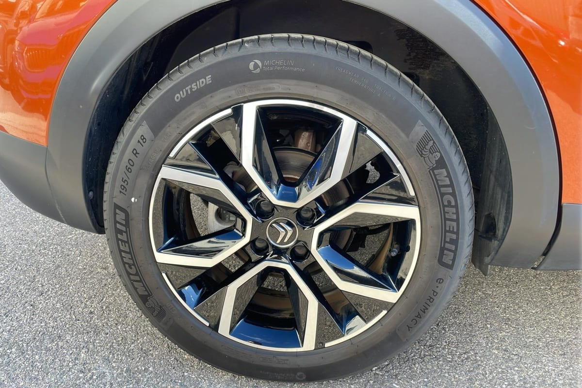 Vente en ligne Citroën Ë-C4 136 ch Automatique Feel au prix de 14 710 €