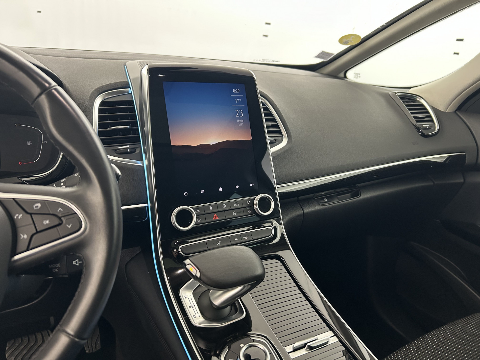 Vente en ligne Renault Espace 5 2.0 Blue dCi 160ch Zen EDC + Pack 7 Places au prix de 24 990 €