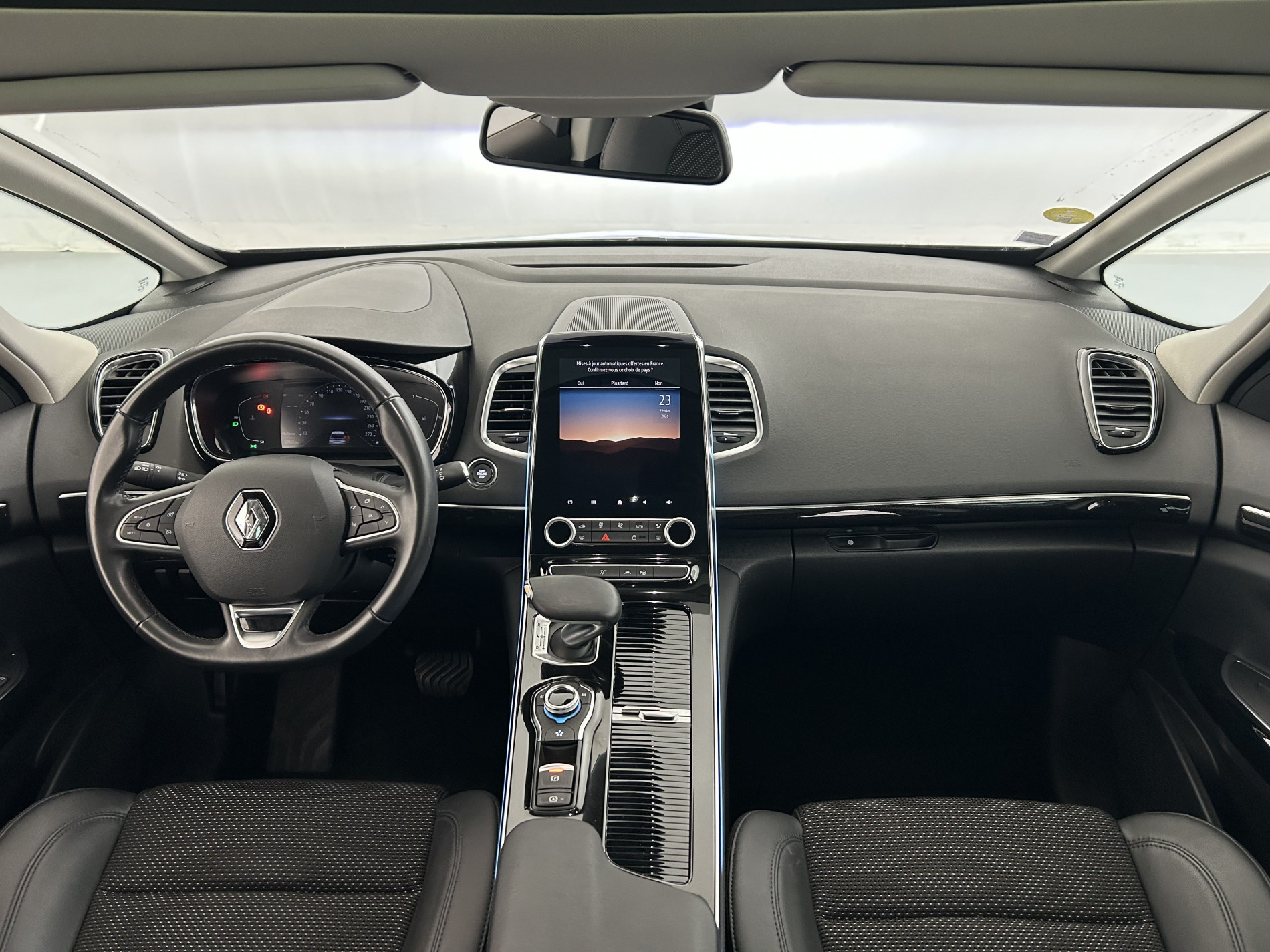 Vente en ligne Renault Espace 5 2.0 Blue dCi 160ch Zen EDC + Pack 7 Places au prix de 24 990 €