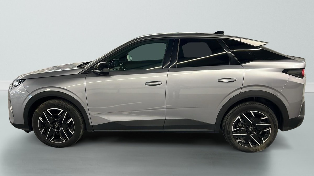 Vente en ligne Peugeot 3008 Hybrid 136 e-DCS6 Allure au prix de 27 070 €