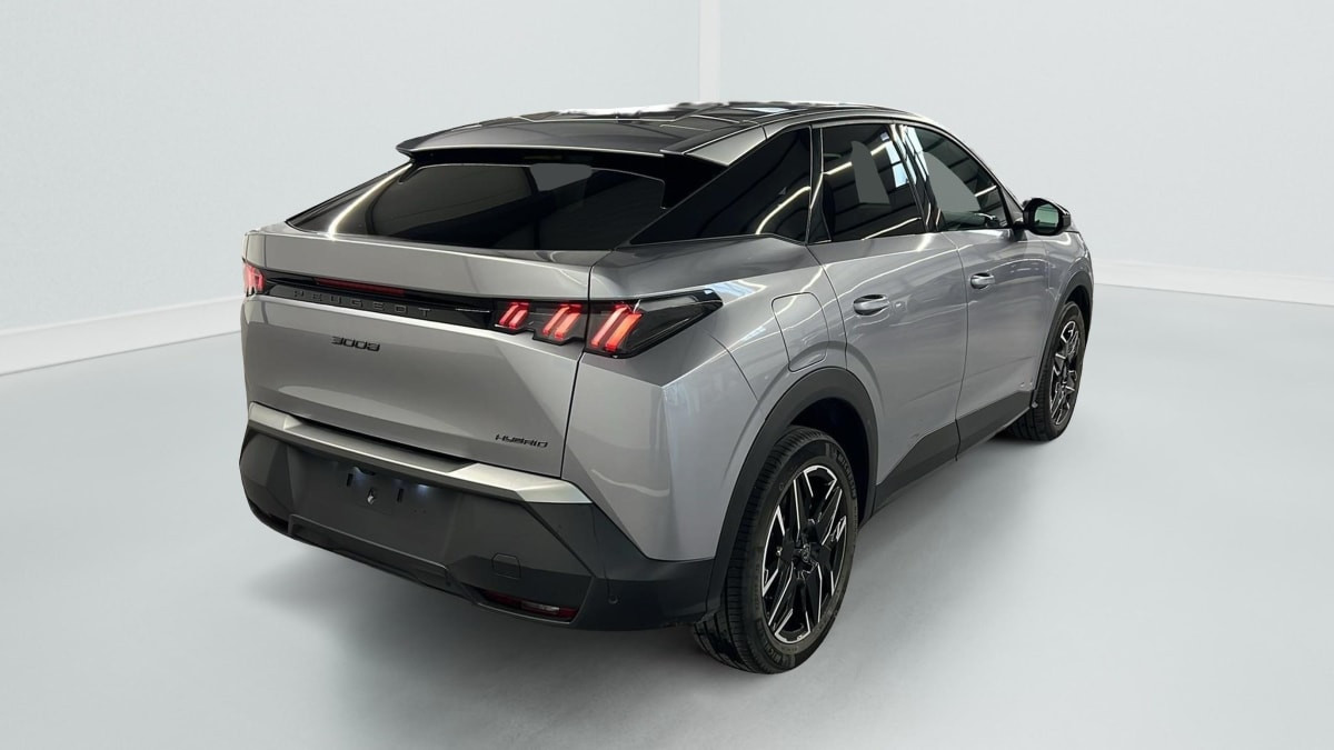 Vente en ligne Peugeot 3008 Hybrid 136 e-DCS6 Allure au prix de 27 070 €